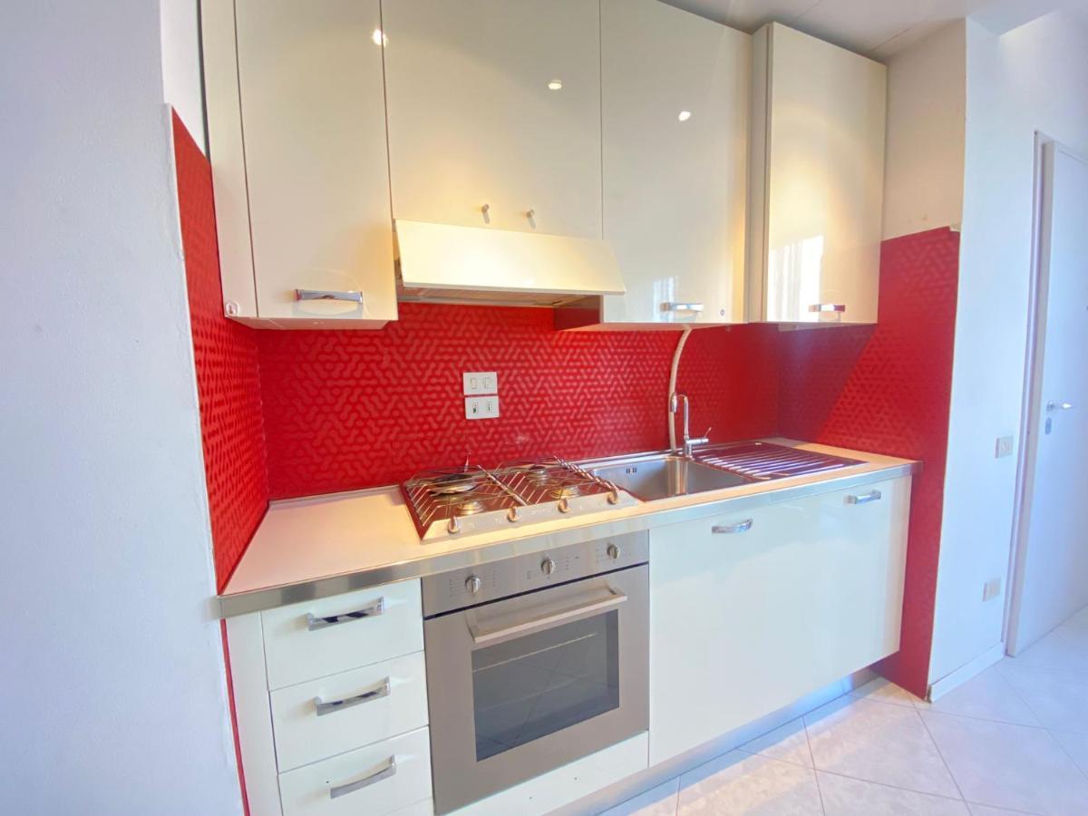 Venere Apartament تيرّينْيا المظهر الخارجي الصورة