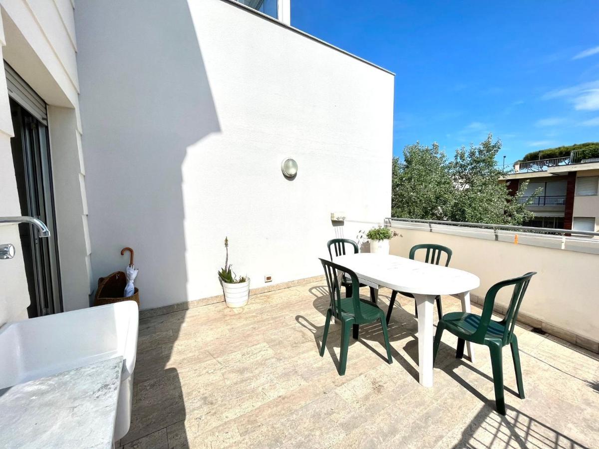Venere Apartament تيرّينْيا المظهر الخارجي الصورة