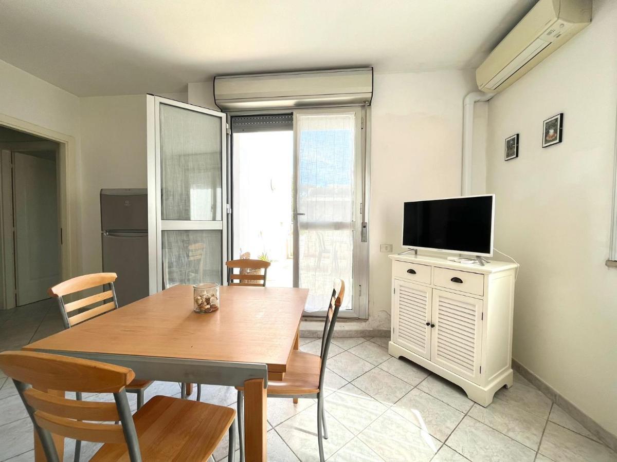 Venere Apartament تيرّينْيا المظهر الخارجي الصورة